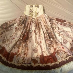 Lolitimes lolita skirt size small, worn only a few times. Very good condition.